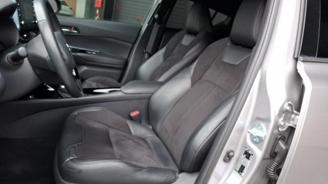 Toyota C-Hr image 5