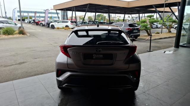 Toyota C-Hr image 6
