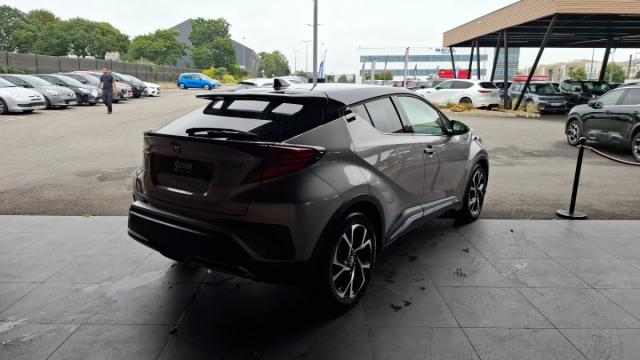 Toyota C-Hr image 2