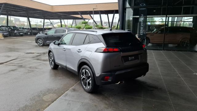 Peugeot 2008 image 2