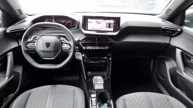 Peugeot 2008 image 7