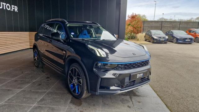 Lynk & Co 01 image 2
