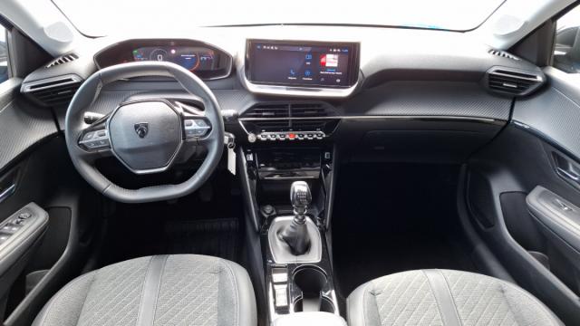 Peugeot 208 image 5
