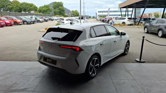 Opel Astra image 1