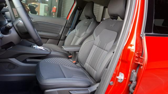 Renault Symbioz image 2