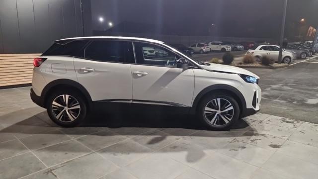 Peugeot 3008 image 8
