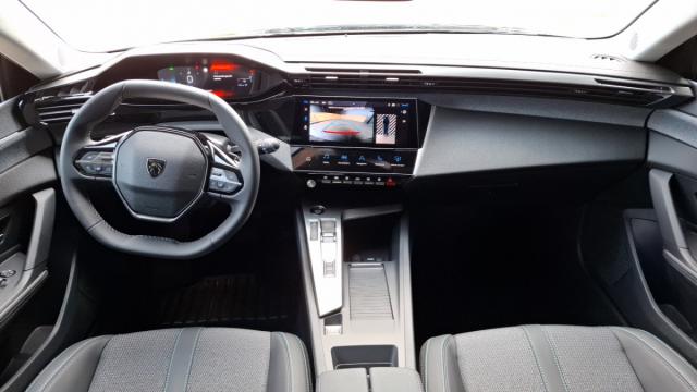 Peugeot 308 image 9
