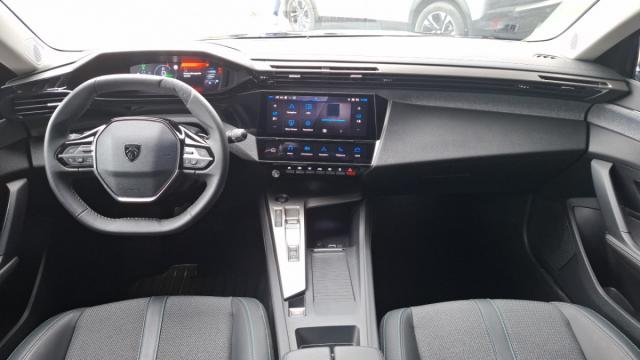 Peugeot 308 image 3