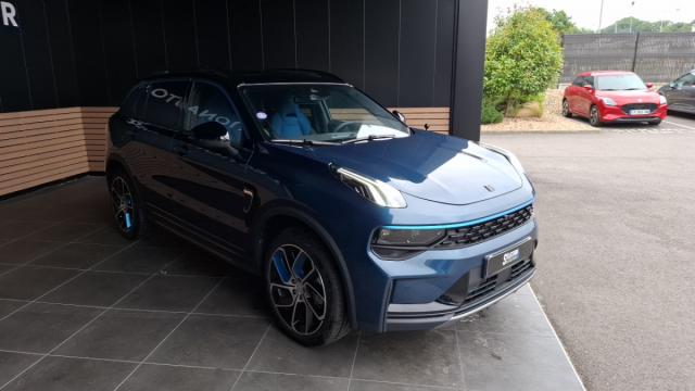Lynk & Co 01 image 7