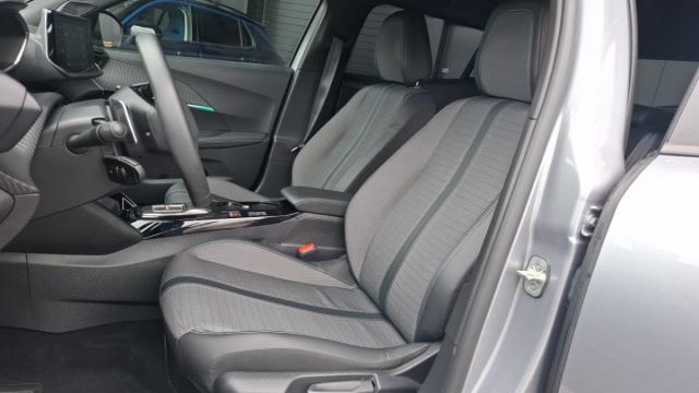 Peugeot 2008 image 4