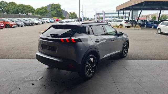 Peugeot 2008 image 7