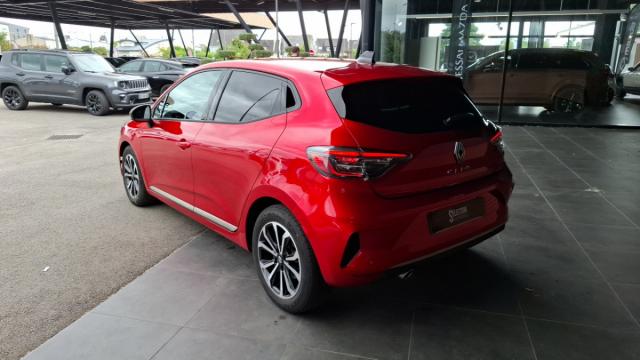 Renault Clio image 9