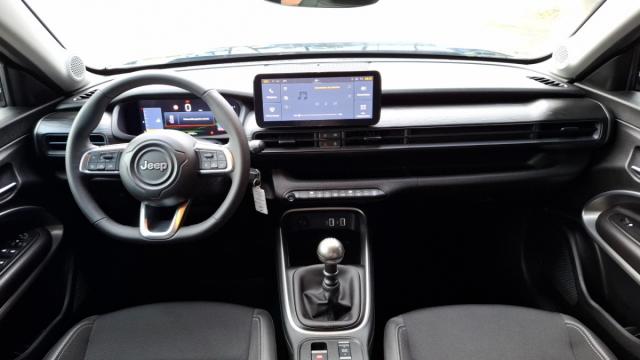 Jeep Avenger image 4