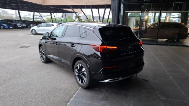 Opel Grandland image 4