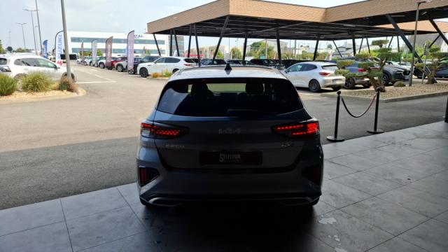 Kia Ceed image 7