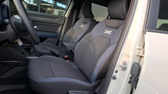 Dacia Duster image 5