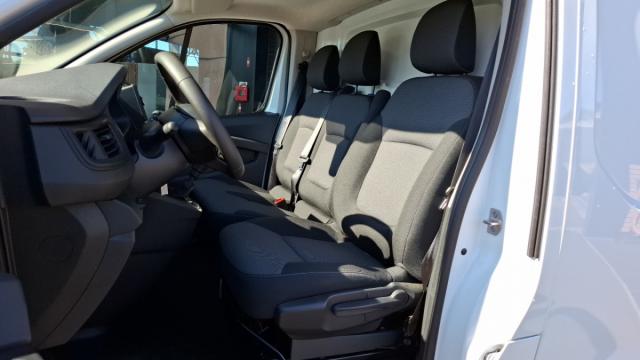 Renault Trafic image 6