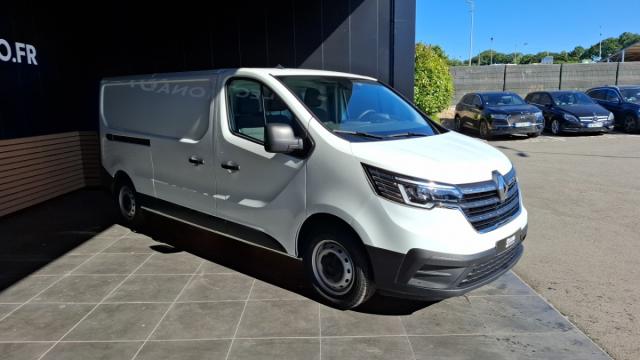 Renault Trafic image 9