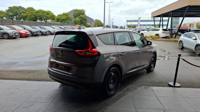 Renault Grand Scénic image 1