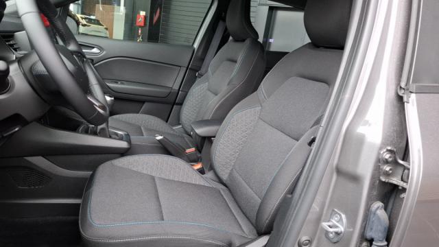 Renault Captur image 3