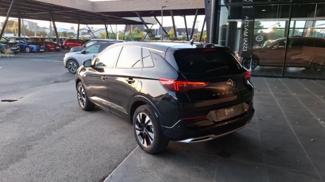 Opel Grandland image 2