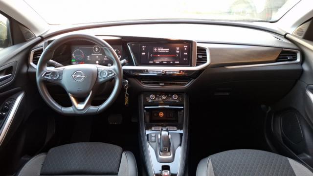 Opel Grandland image 8