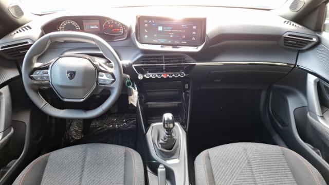 Peugeot 2008 image 9