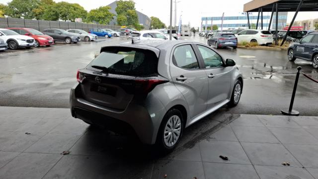 Toyota Yaris image 9