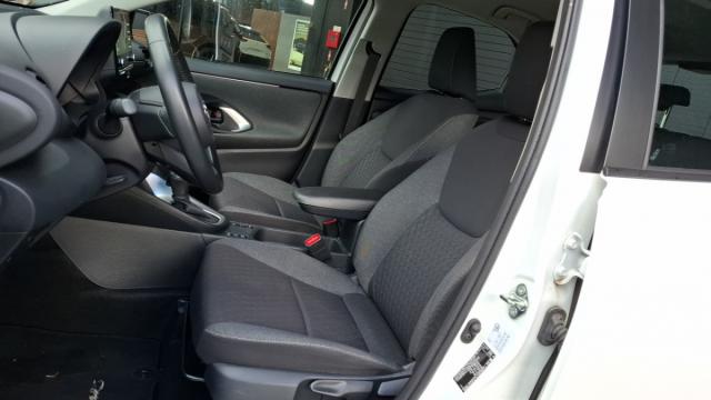 Toyota Yaris image 5