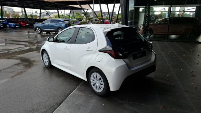 Toyota Yaris image 2