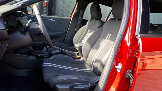 Opel Corsa image 8