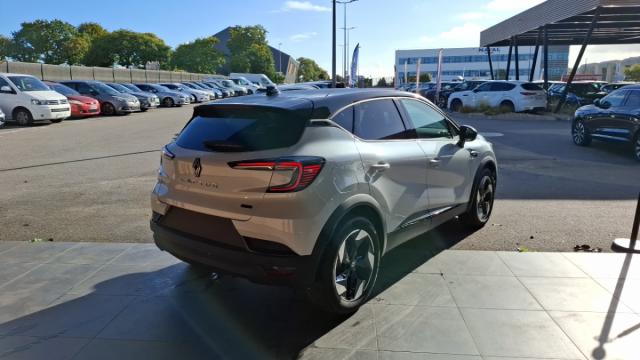Renault Captur image 9