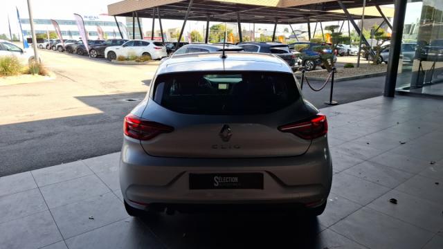 Renault Clio image 6