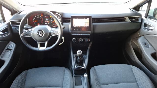 Renault Clio image 2