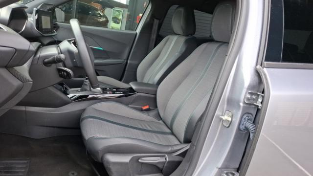 Peugeot 2008 image 7