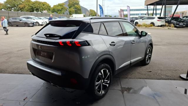 Peugeot 2008 image 1