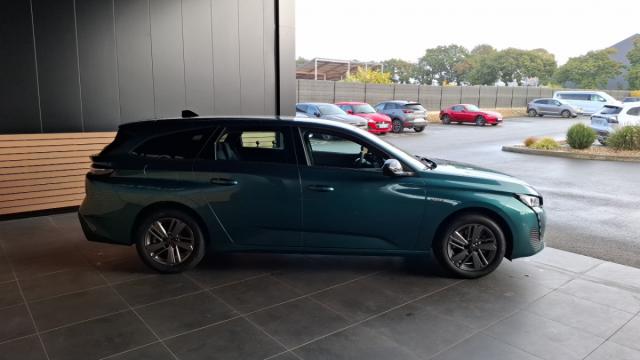 Peugeot 308 image 2
