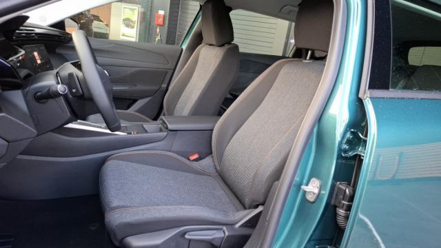 Peugeot 308 image 5