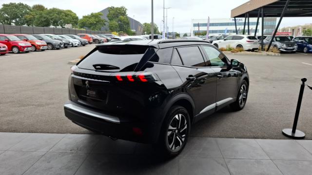 Peugeot 2008 image 1