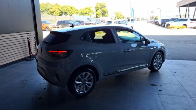 Renault Clio image 3