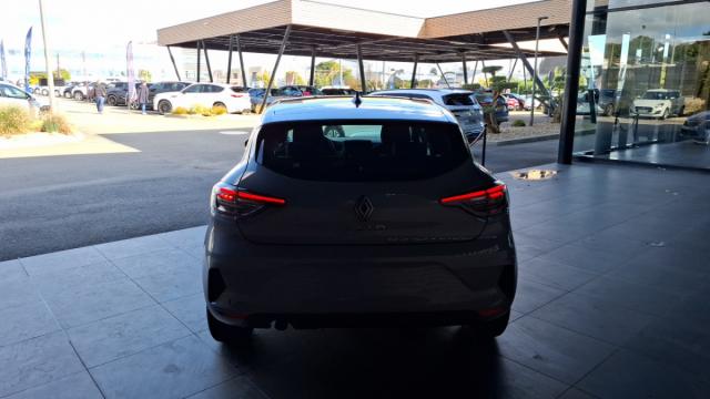 Renault Clio image 1