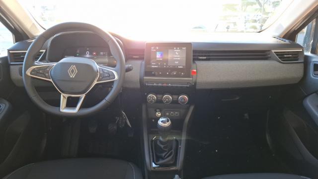 Renault Clio image 6