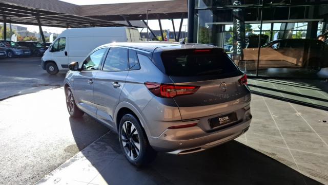 Opel Grandland image 2