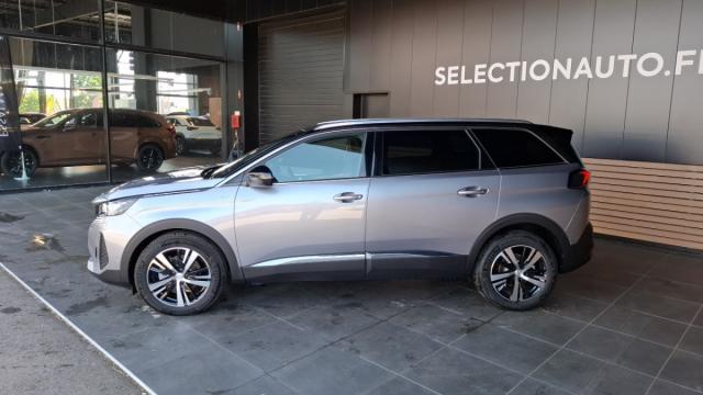 Peugeot 5008 image 1