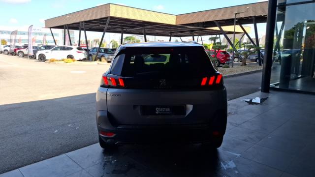 Peugeot 5008 image 4