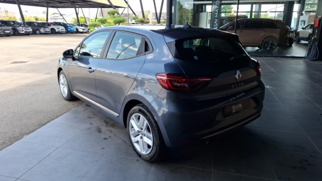 Renault Clio image 9