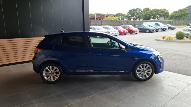Renault Clio image 9