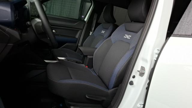 Dacia Duster image 7