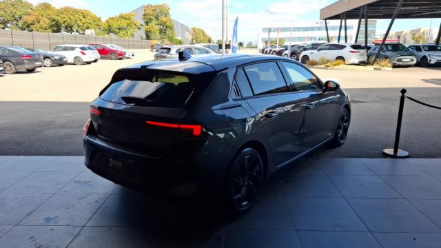 Opel Astra image 3