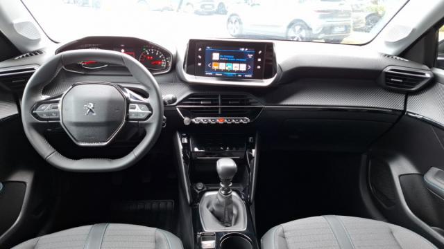 Peugeot 208 image 4
